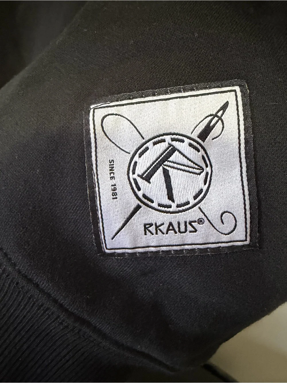Rkaus black crewneck